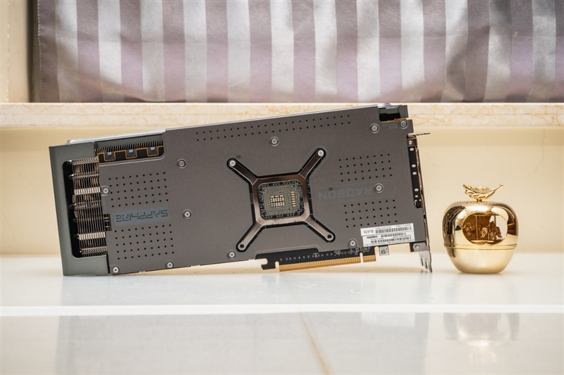 RTX 4090可能禁售 咱也当一回卡皇!AMD RX 7900 XTX深度评测和记官网